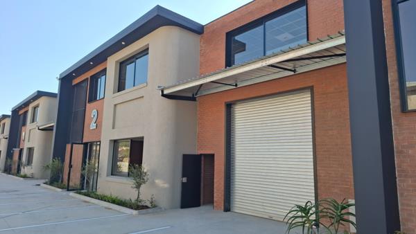 1 050 m² Industrial space