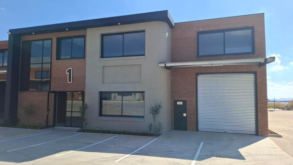 1 050 m² Industrial space