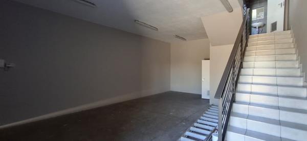 130 m² Commercial space