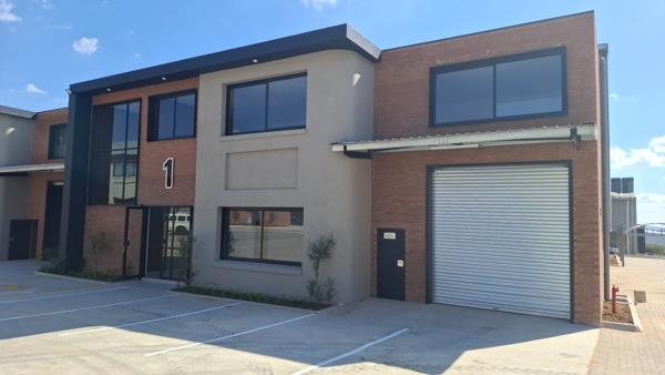 1 050 m² Industrial space