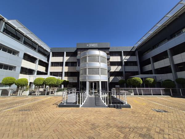 1 610 m² Commercial space