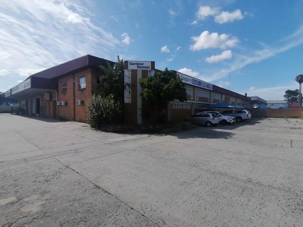 1 600 m² Industrial space