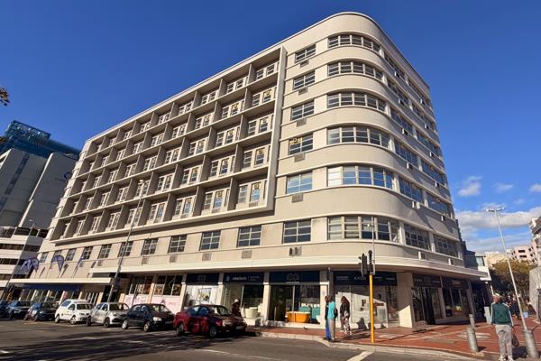 614 m² Office Space