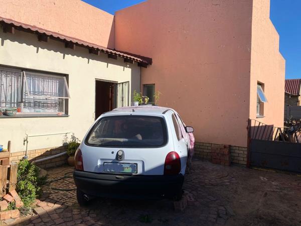 2 Bedroom House