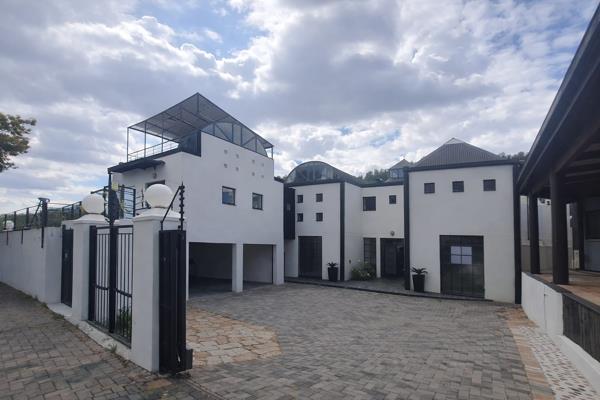 369 m² Office Space