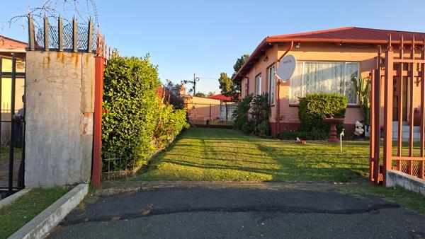 2 Bedroom House