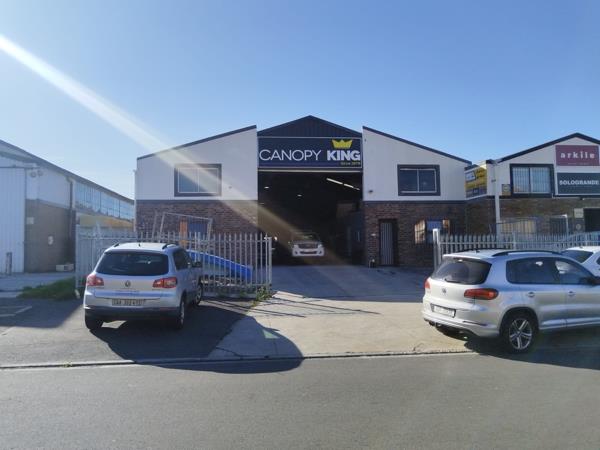 586 m² Industrial space