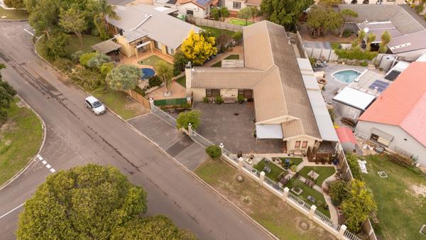 5 Bedroom House