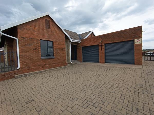 3 Bedroom Townhouse