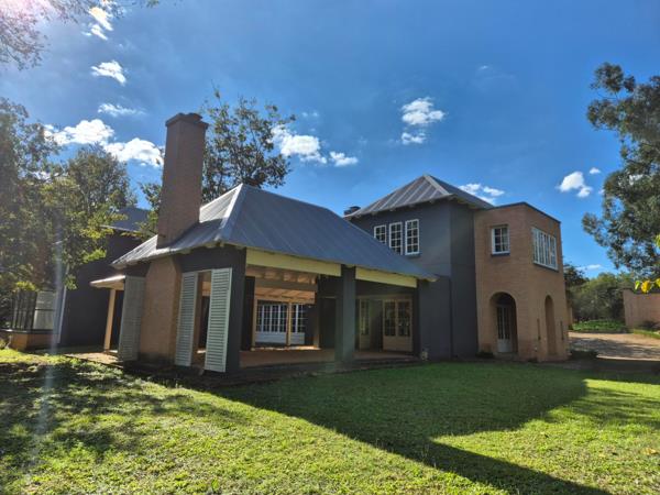 6 Bedroom House
