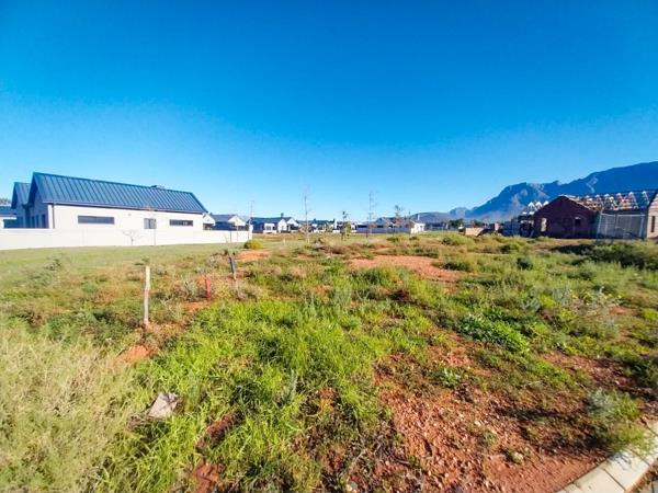 454 m² Land