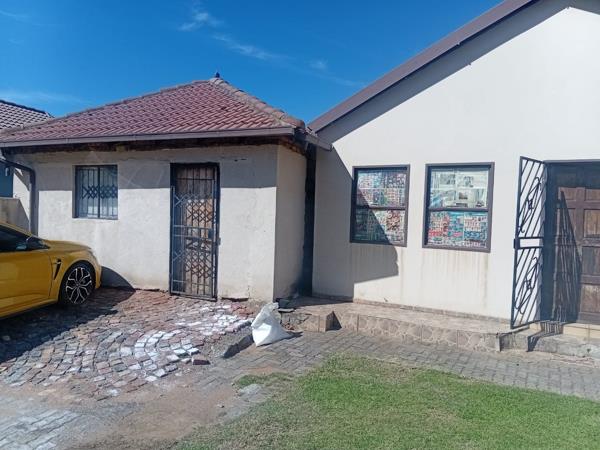 2 Bedroom House