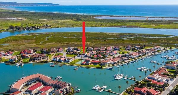 579 m² Land
