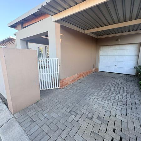 3 Bedroom Townhouse