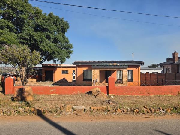 2 Bedroom House