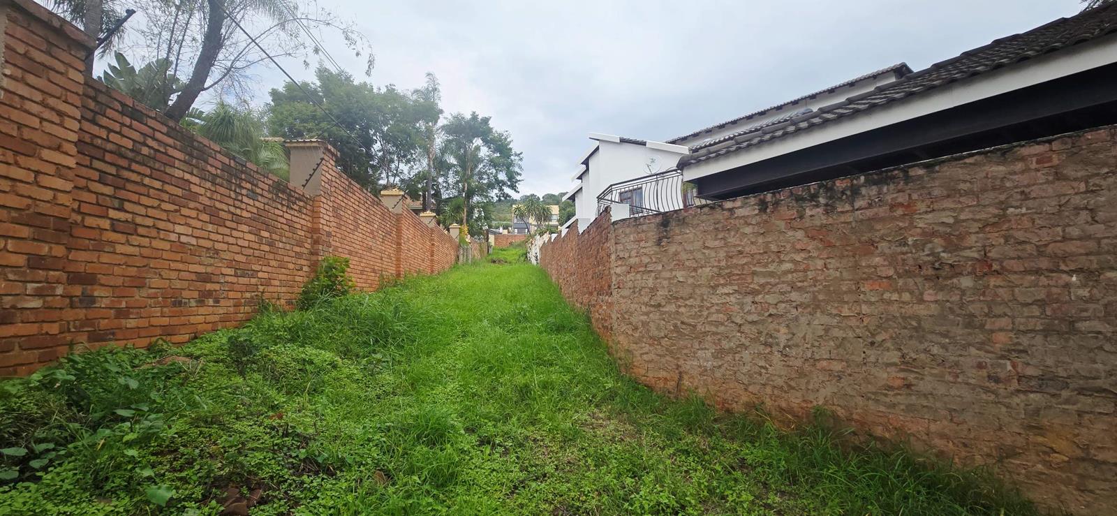 974 m² Land available in Groenkloof