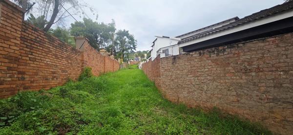 974 m² Land