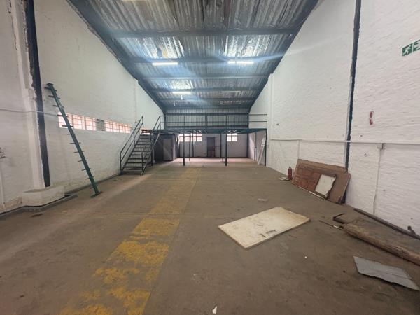 330 m² Commercial space