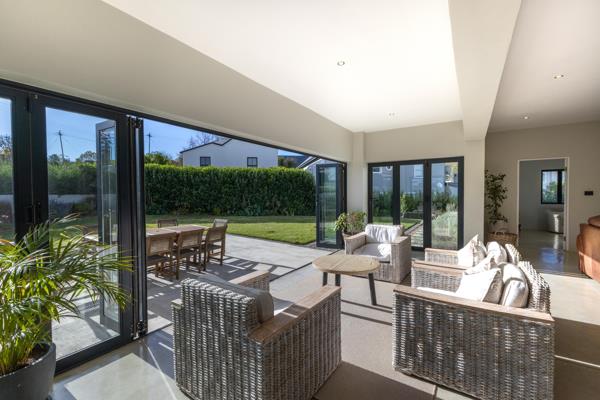 5 Bedroom House