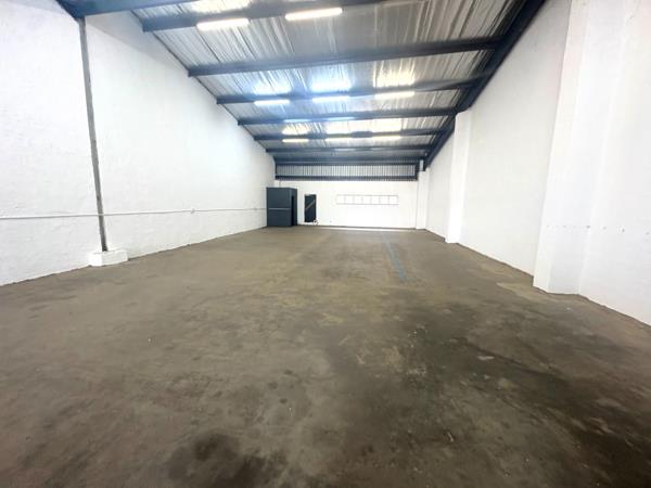 300 m² Commercial space