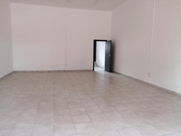 60 m² Retail Space