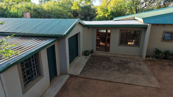 5.2 ha Smallholding