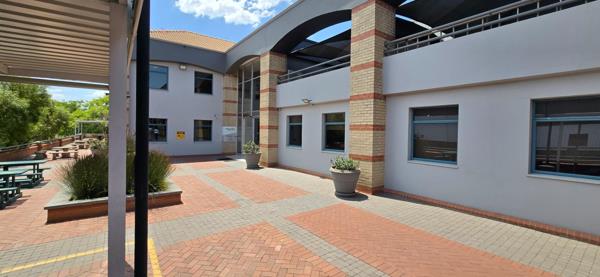 12 000 m² Commercial space
