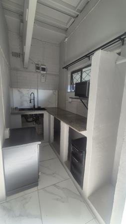 1 Bedroom House