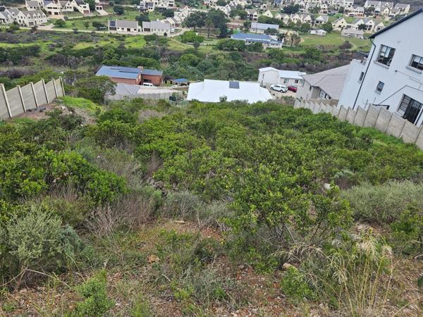 893 m² Land