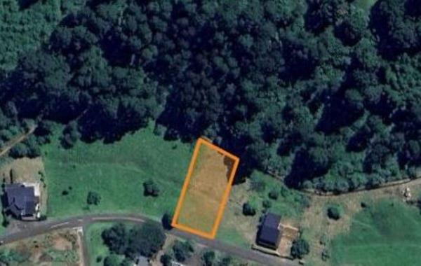 1 312 m² Land