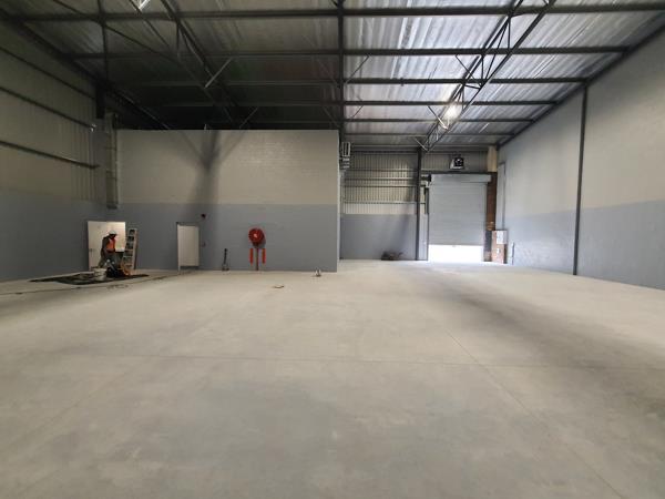 332 m² Industrial space