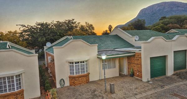 2 Bedroom House