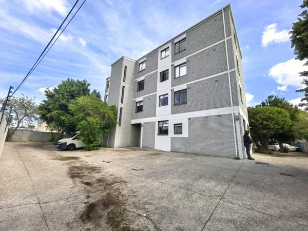 50 Bedroom Apartment