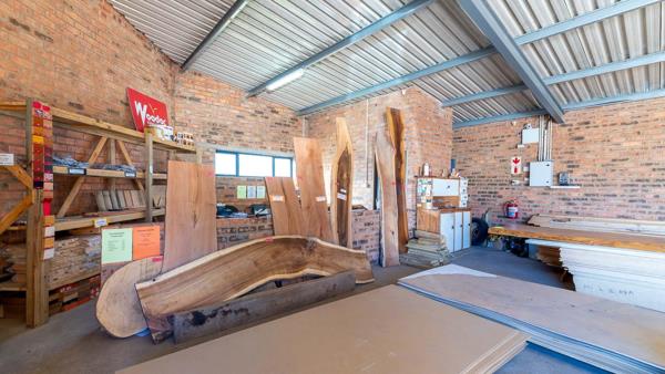 1 440 m² Commercial space