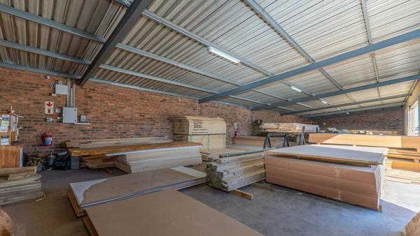 1 440 m² Commercial space