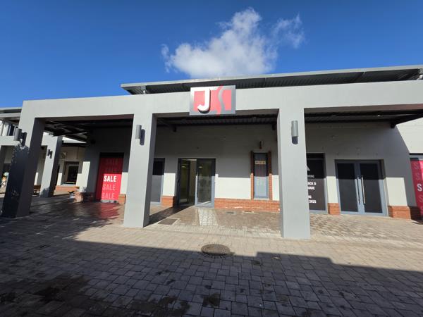 455 m² Retail Space