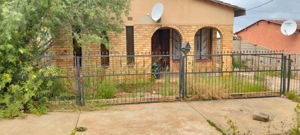 2 Bedroom House