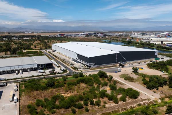 15 000 m² Industrial space