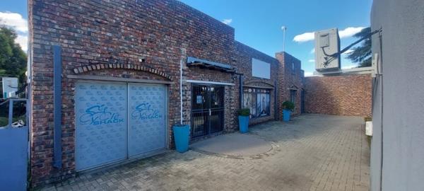 150 m² Commercial space