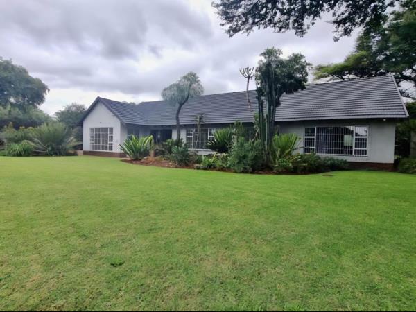 5 Bedroom House