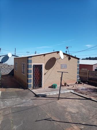 2 Bedroom House