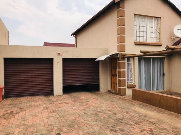 4 Bedroom Townhouse