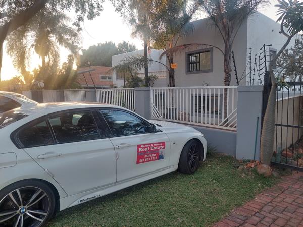 6 Bedroom House