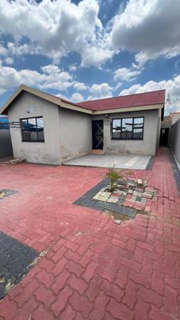 6 Bedroom House