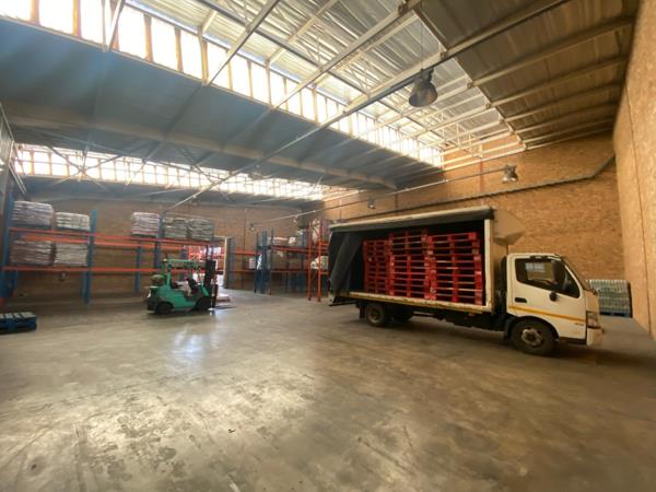 1 330 m² Industrial space