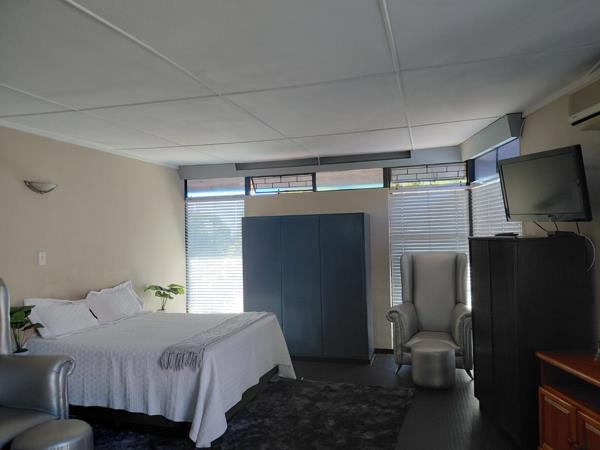 1 Bedroom Garden Cottage