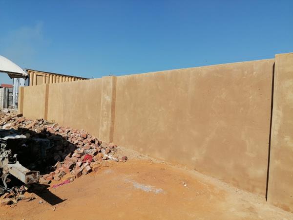 200 m² Land