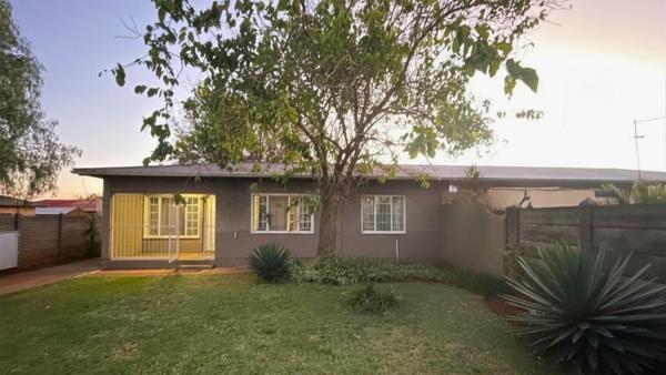 2 Bedroom House