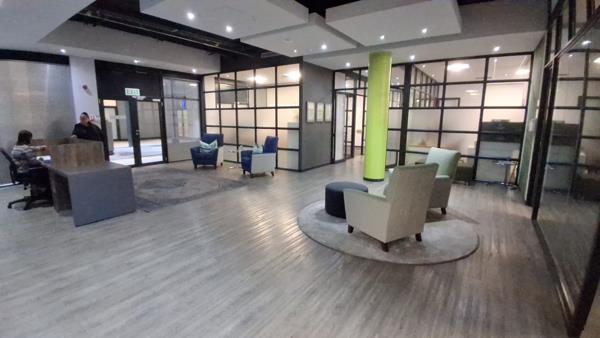 765 m² Commercial space