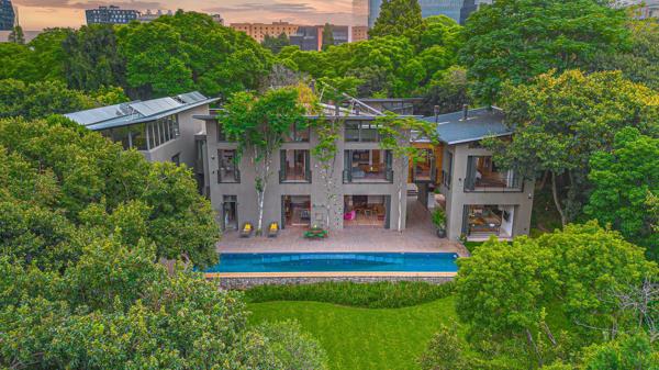6 Bedroom House